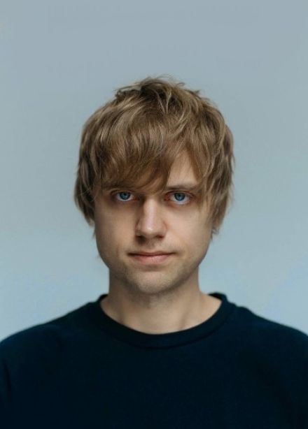 Ваня Усович